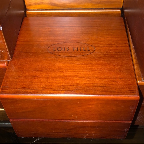 M LOIS HILL Swiss Made Grey Face Automatic Unisex Watch - Picture 6 of 17